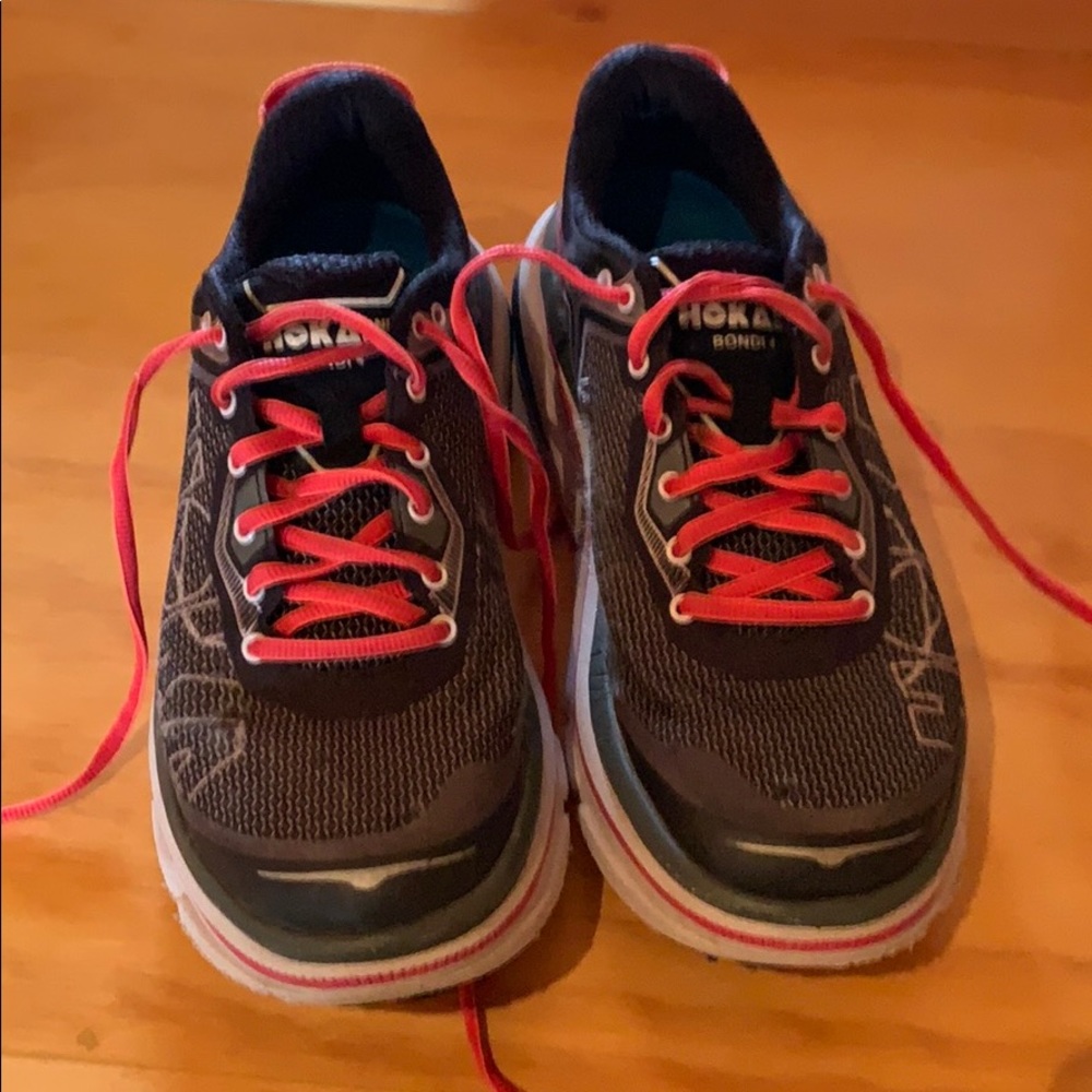 Hoka One Bondi 4